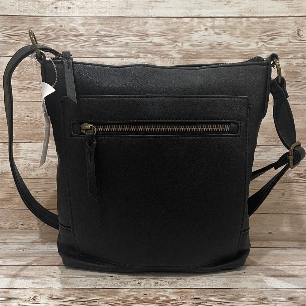 Style & Co Hudsonn Black East West Crossbody Bag Antique Brass Hardware NEW - Picture 3 of 9